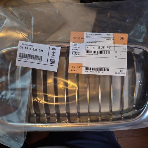 Grille calandre gauche pour - grille,