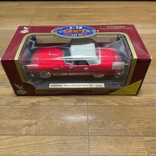 [Avec boîte] Ford Thunderbird