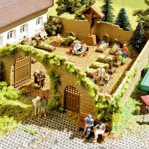 Cimetière avec mur