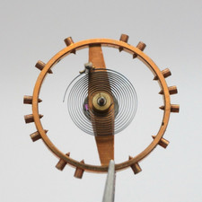 N°721 Balancier de montre