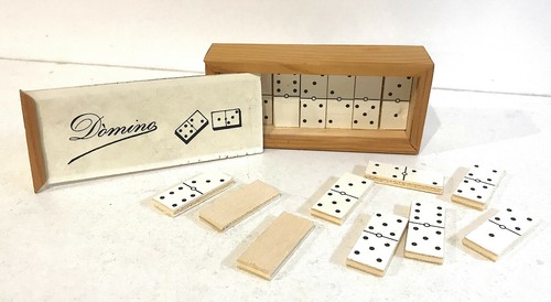 Ancien jeu domino - jeu, bois