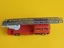 Camion Pompier Grande échelle MAGIRUS NOREV 1/43 DL 30 H BERLIET GBK 18, N°97