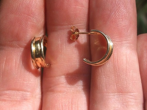 Belles petites boucles anneaux - belles,