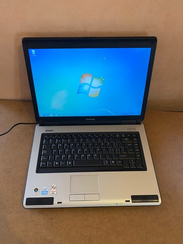 Toshiba satellite l40 - pc,
