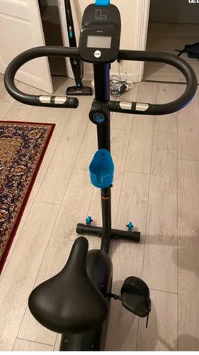 Vélo appartement noir en - d’appartement,