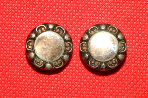 Paire petits boutons de - paire,