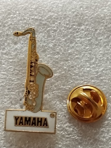 Pin yamaha saxophone p49 - pin's,