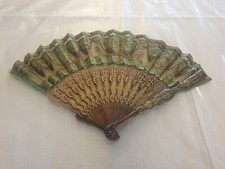 Grand éventail très ancien