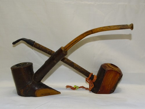 Anciennes pipes bois une - ,