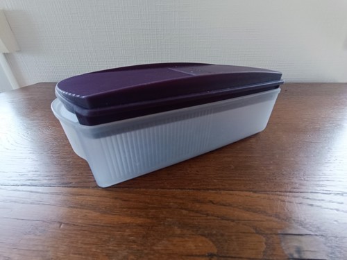 Boite tupperware modèle