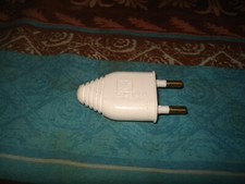  ancienne prise électrique