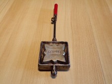 Ancien gaufrier L'ETOILE