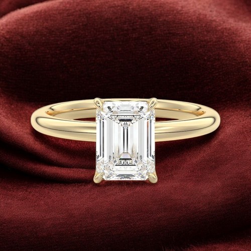 Bague diamant taille émeraude