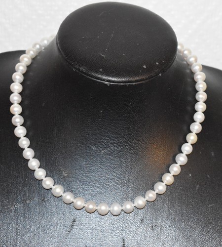 Collier ras cou en - ras,