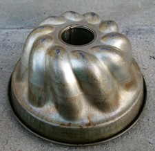 AR2 - moule à gâteau Kouglof