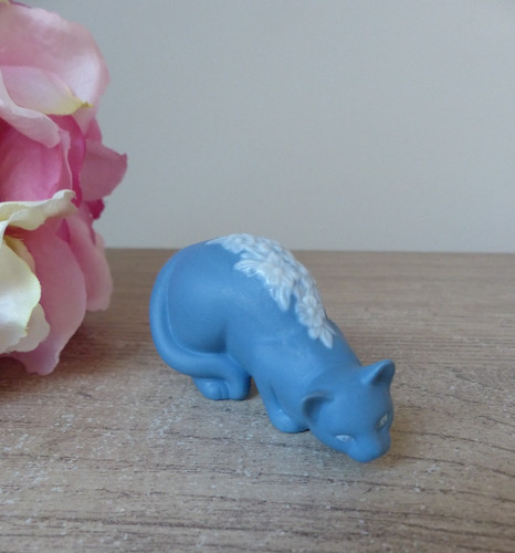 Figurine chat style parian - figurine,