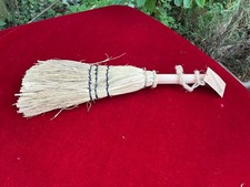 Mini balai de sorcière Halloween – déco ésotérique & autel magique