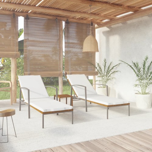 Lot chaises longues avec - de,