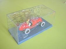 VOITURE TINTIN 1/24 LE BOLIDE