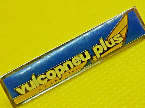 Pin pins car - car, badge