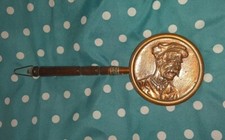 Casserole mural en cuivre