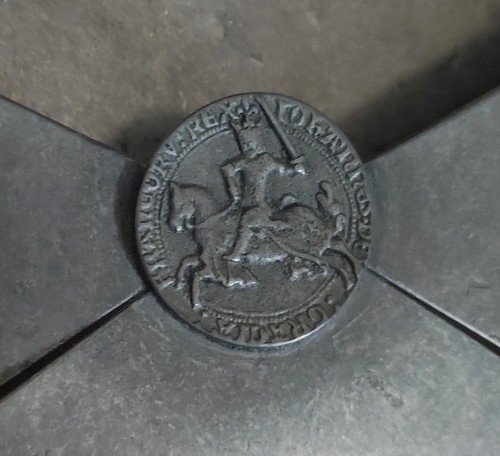 Porte courrier orné une - orné, d'une