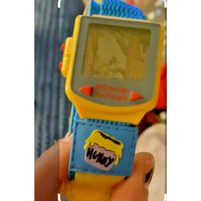 Winnie The Pooh Game Watch Rare 1990's DISNEY RARE