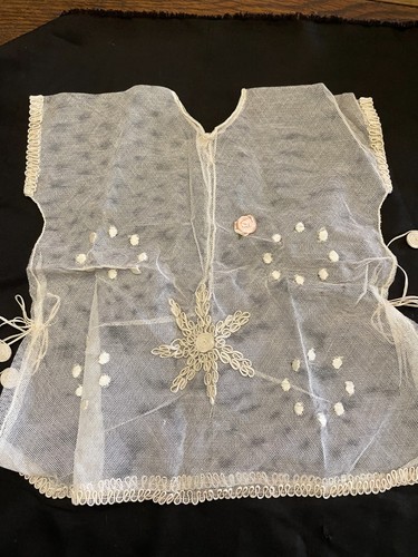 Robe ancienne dentelle enfant