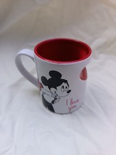 MUG MICKEY AMOUREUX AVEC COEUR