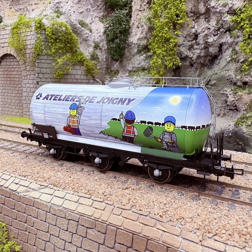 Wagon citerne essieux uh - citerne,