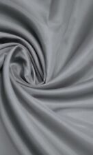 Tissus Gris pour robes…  3m - 1m74 - Très bon qualité - Prix Liquidation