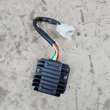 Régulateur de tension de