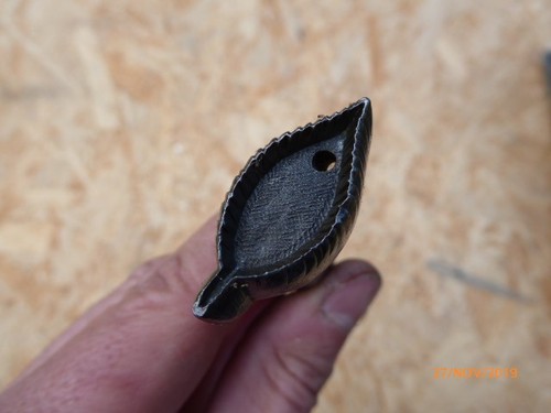 Emporte piece outil ancien - piece,