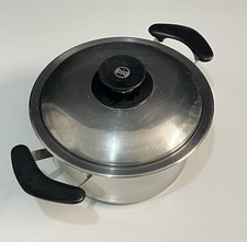 AMC Casserole Cocotte Vintage à double poignées Avec Couvercle 8090