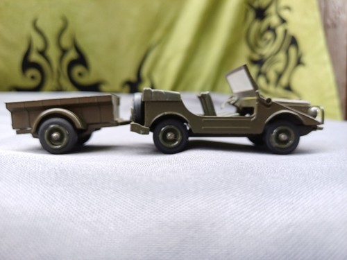 Voiture miniature jeep - miniature,