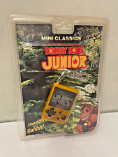 Nintendo Mini Classics Game & Watch Donkey Kong Junior FR 1998 Vintage Video Game
