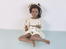 Poupée d'artiste poupée porcelaine 45 cm excellent état voir photos.