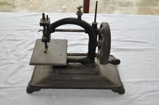  machine à coudre ancienne
