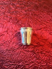 Ancien gobelet à liqueur en