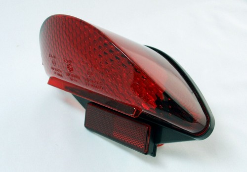 Feu arrière led rouge bmw - feu,