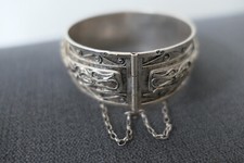 BRACELET EN ARGENT MASSIF