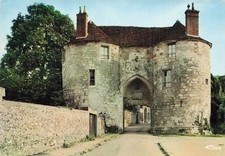 2 CHÂTEAU THIERRY PORTE SAINT PIERRE