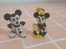 Lot 2 Anciens Figurines Disney