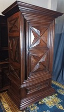 Homme debout époque Louis