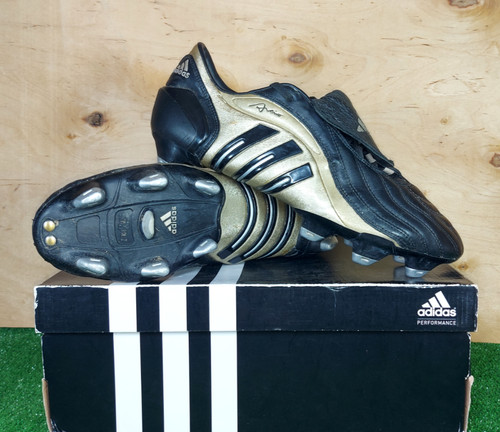 Chaussures football à - chaussures,
