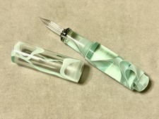 helico glass pen #06f7ab