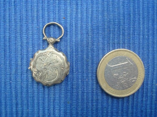B35 ancien petit - ancien, pendentif