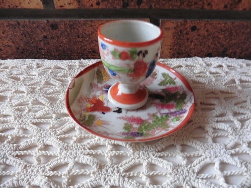 Ancien coquetier avec coupelle - ancien,