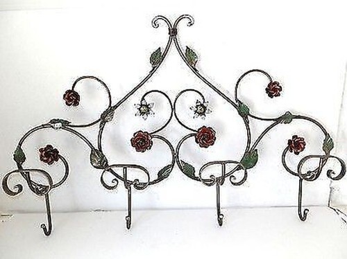 Pink wrought iron coat - , rack