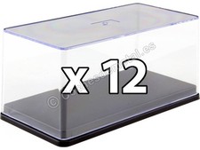 Lot 12 Urnes Vitrines